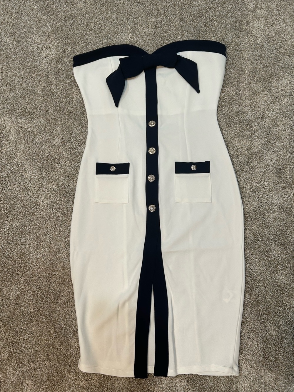 Valentine New Strapless White Dress with Navy Trim and Bow Sz Med